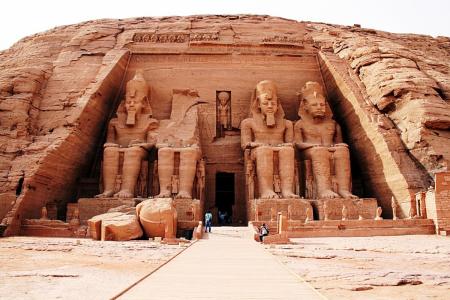 Individuale ad Abu Simbel e Assuan (2 giorni)